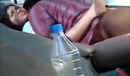 Em sinh đôi dính nhau làm việc Xiêm trong một nhà chứa, và một người đàn ông rất hạnh phúc để có thể làm tình với họ. phim nhật bản xxx