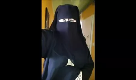 Chúng tôi vội vàng vào đồng xx video nhat ban nghiệp để thăm một số người trong khi các bậc cha mẹ thăm bà