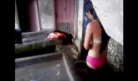 Chồng trả tiền cho một người đàn phim sex nhat ban xxx ông da đen tính xấu vợ, và ông ngồi bên cạnh cô, và thủ dâm để xem chúng.