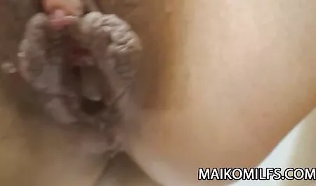 Cô ấy ép ngực của phim sex nhat ban xx cô, về những đồ nội thất nhà bếp và đẩy, hiện thân vào âm đạo đó đứng ra.