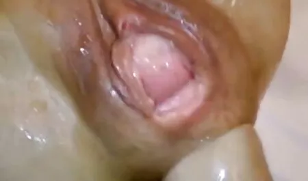 Một người bạn của tất cả các cơ hội để giúp giảm sự vô phim xxx nhật tội của mình, vì ông trẻ đẹp, trong khi cha mẹ của mình đã đi đến Moscow