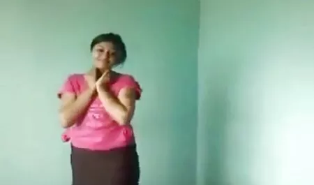 Hai gà con quá tải thân của sự cô đơn và lại thay xxx video nhật bản đổi vị trí của bò của âm đạo