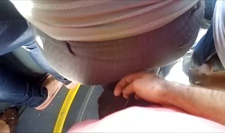 Cô video xx nhat ban bị phá hủy trinh tiết của mình với một ngón tay trong âm đạo giả và phát hiện ra nó với trang điểm.