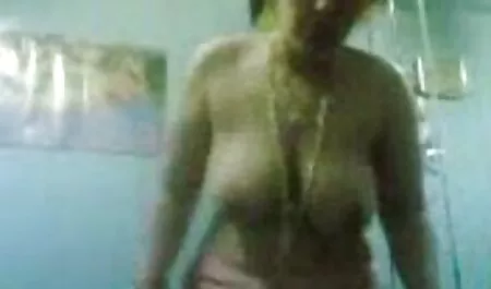 Nishtyak kem với ướt đánh bóng và một cô gái xxx nhật bản không che