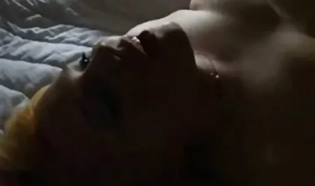 Gầy Krala với vú phim sex nhat ban xxx ngâm trong ô-liu đen, mát-xa, và một nửa xệ