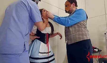 Với tóc vàng giày gắn vào phim xx nhat ban một chuỗi trên môi